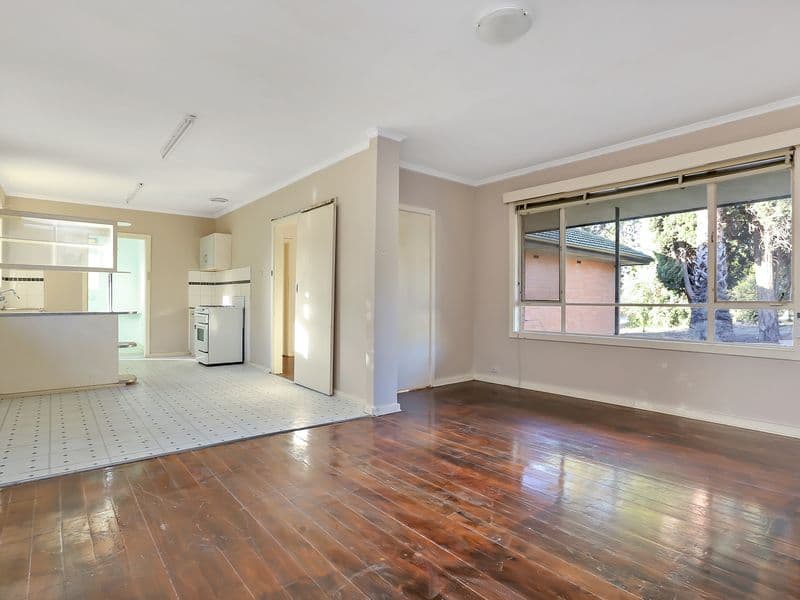 8 Locke Drive, Fairview Park SA 5126, Fairview Park - Thumbnail 2