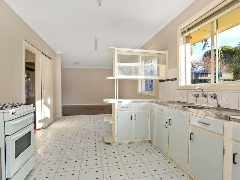 8 Locke Drive, Fairview Park SA 5126, Fairview Park - Thumbnail 3