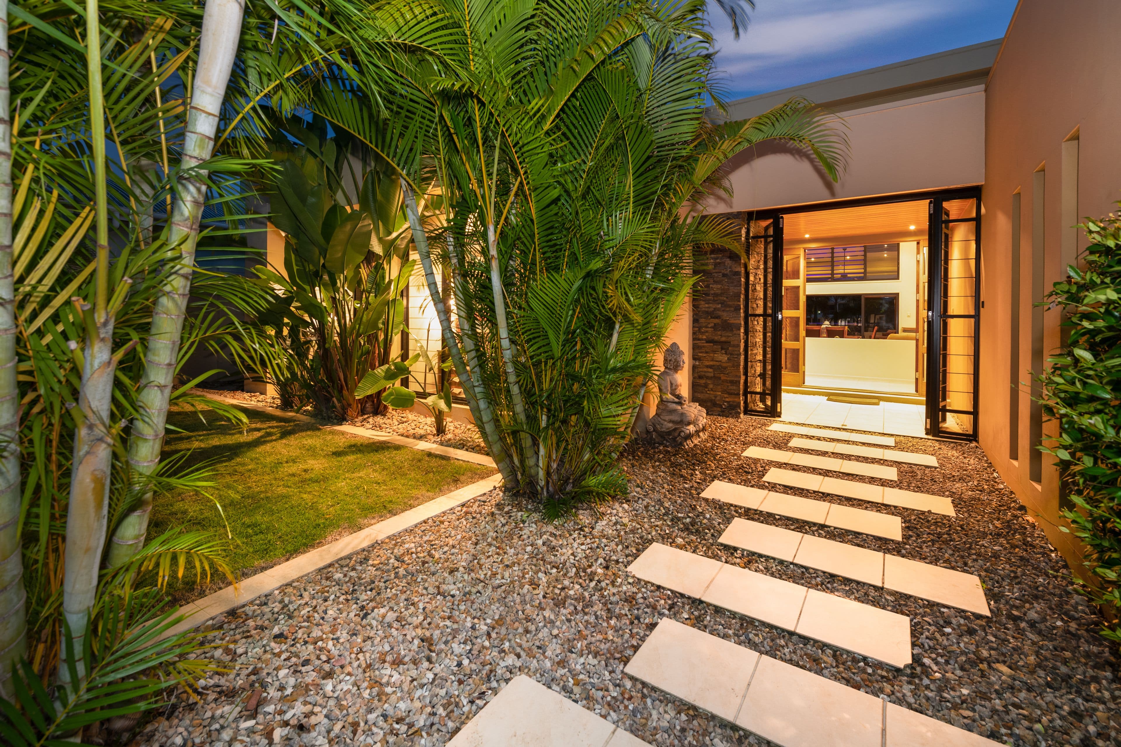 8 North Bank Court, Helensvale QLD 4212, Helensvale - Thumbnail 5