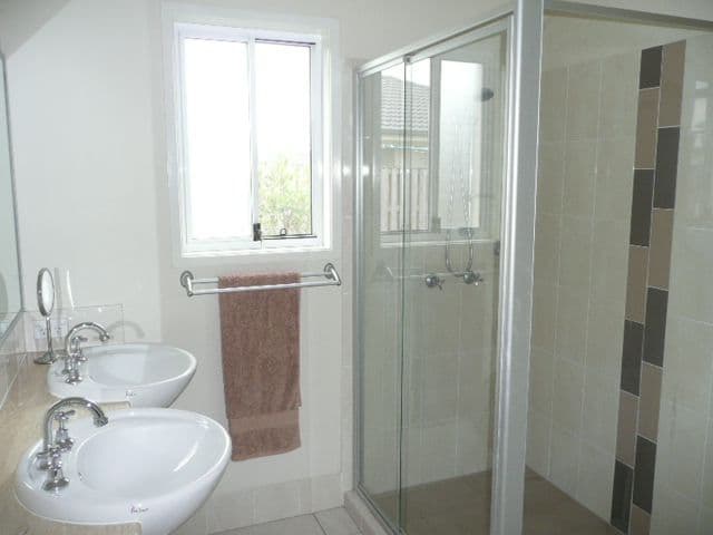 28 Wings Road, UPPER COOMERA QLD 4209, Upper Coomera - Thumbnail 7