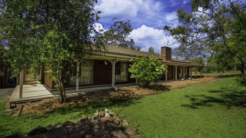 52 Hampton Road, Waterview Heights - Image 1