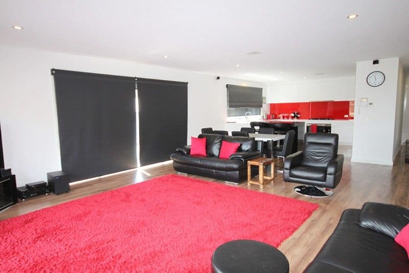 32 Waterfall Drive, JERRABOMBERRA NSW 2619, Jerrabomberra - Thumbnail 2
