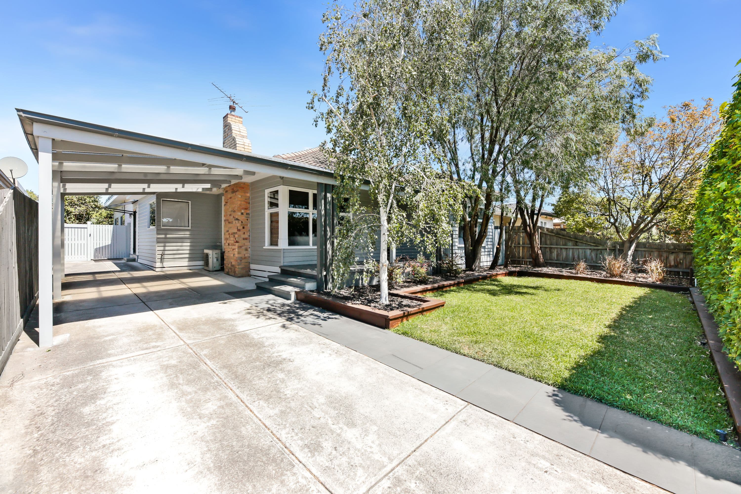 12 Merlyn Avenue, Clayton South VIC 3169, Clayton South - Thumbnail 2