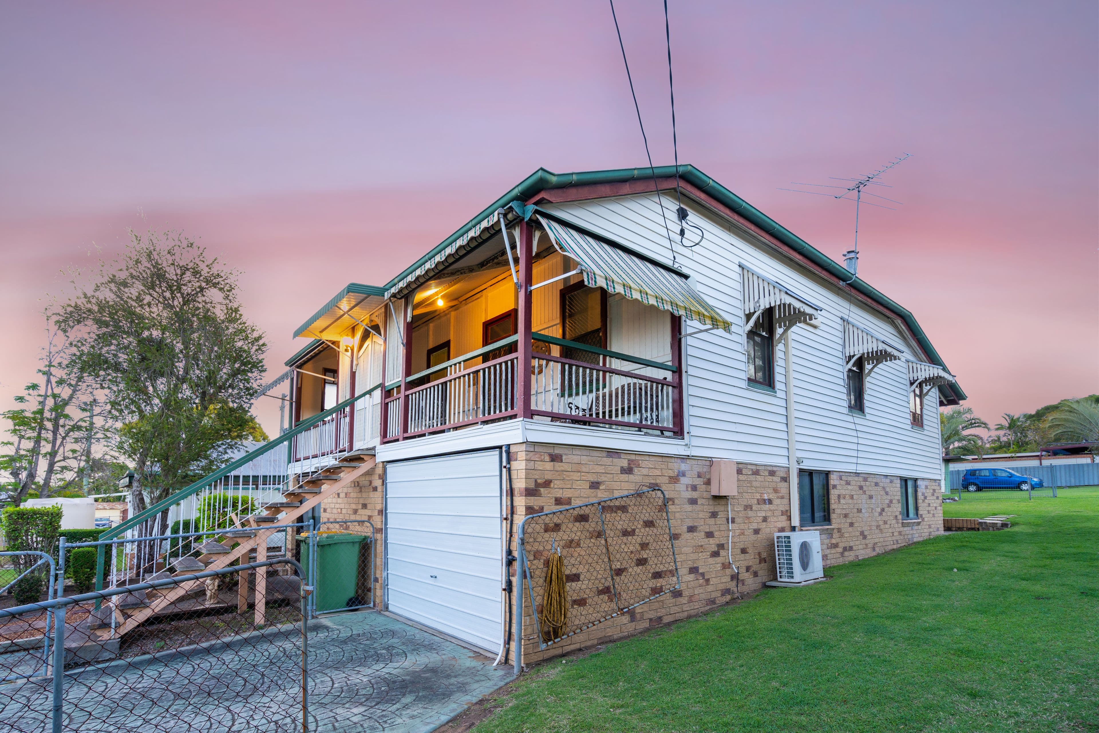 13 Church Street, Silkstone QLD 4304, Silkstone - Thumbnail 3