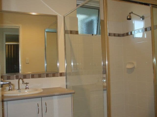 1 Hambly Crescent, CANNING VALE WA 6155, Canning Vale - Thumbnail 3