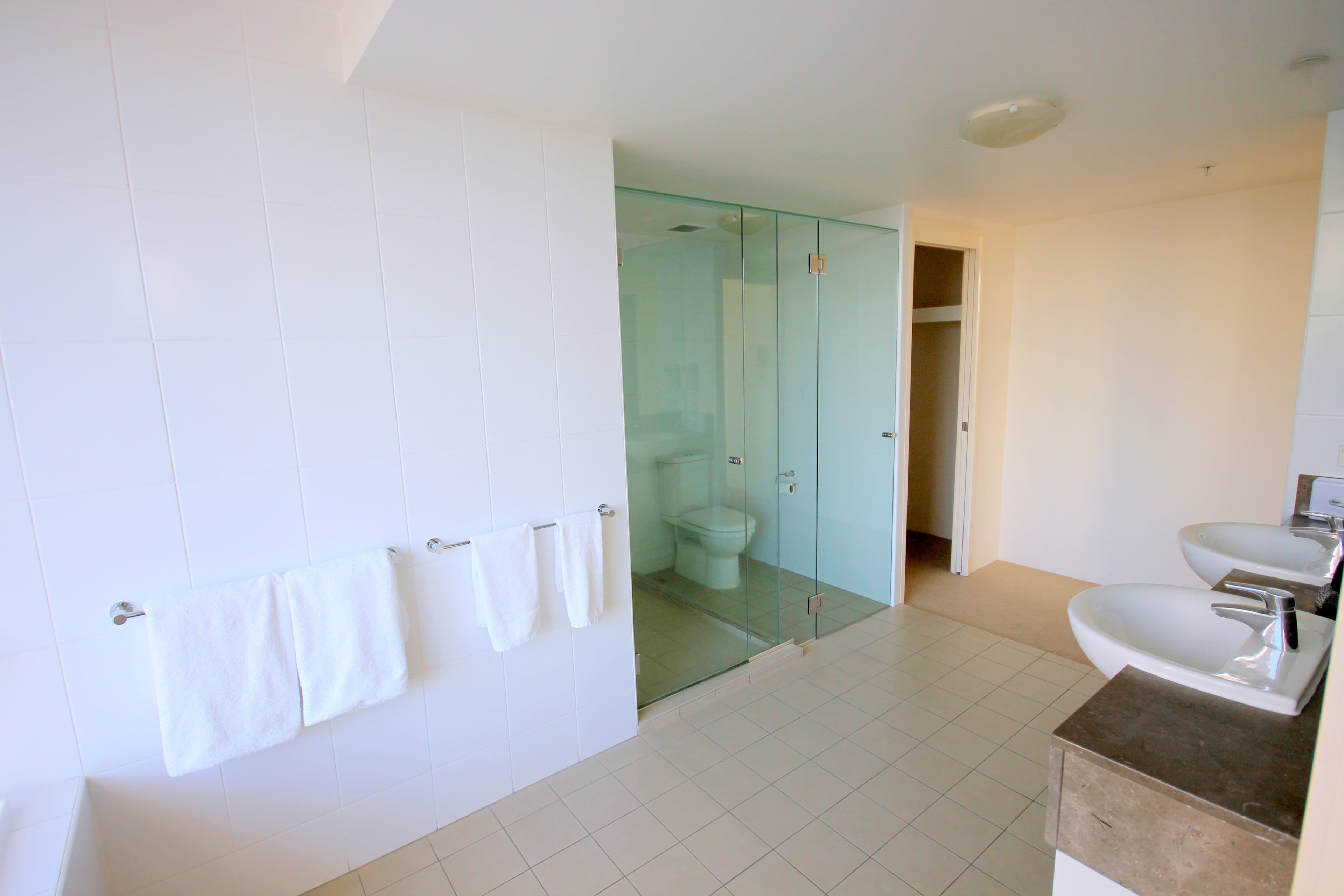 2685 'Broadbeach on the Park' Gold Coast Highway, Broadbeach QLD 4218, Broadbeach - Thumbnail 6