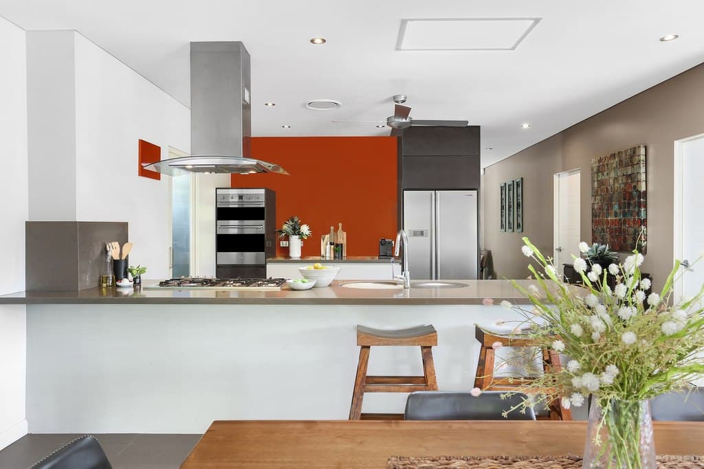 8 Gorrell Crescent, Mangerton - Thumbnail 4