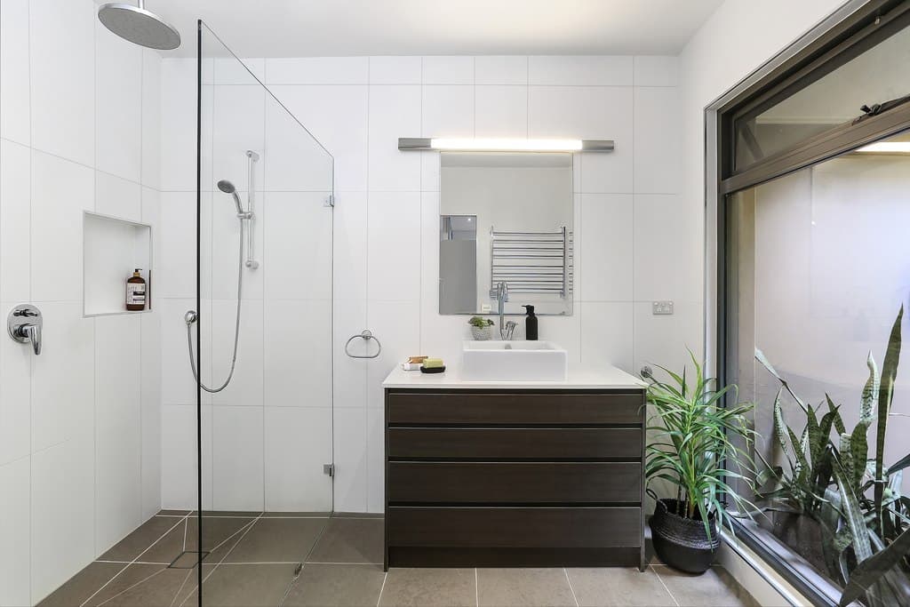 8 Gorrell Crescent, Mangerton - Thumbnail 7