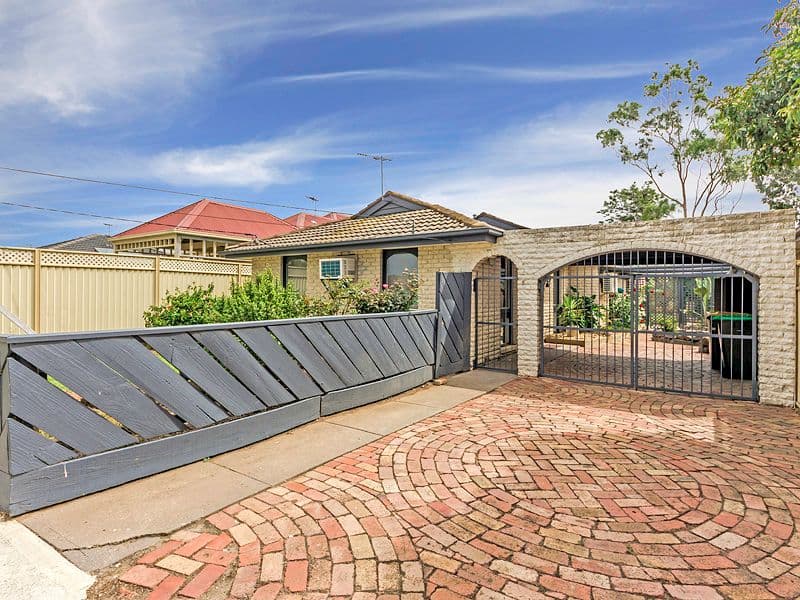 44 Jamison Street, Altona Meadows VIC 3028, Altona Meadows - Thumbnail 2