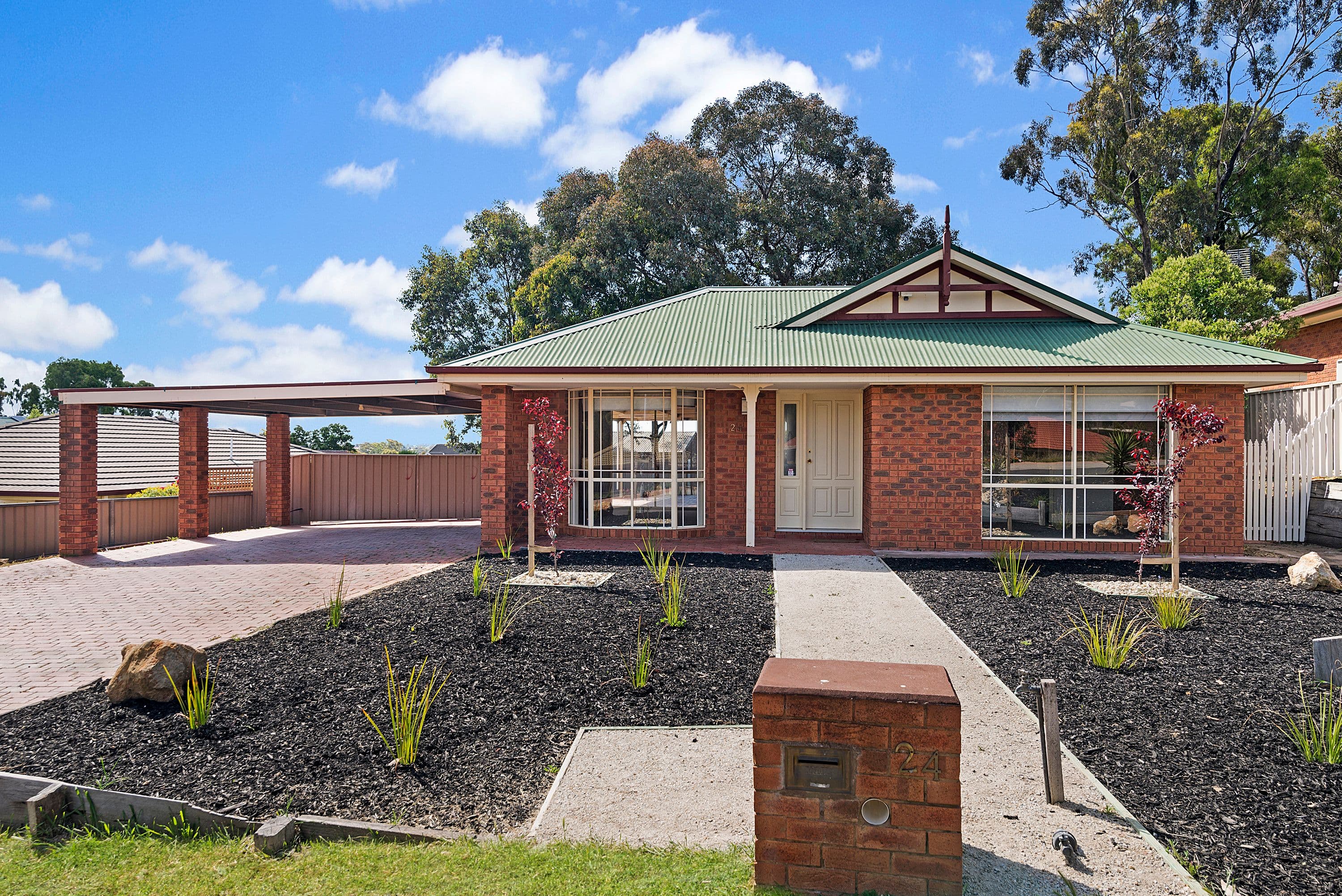 24 Sherwood Drive, Flora Hill VIC 3550, Flora Hill - Image 1