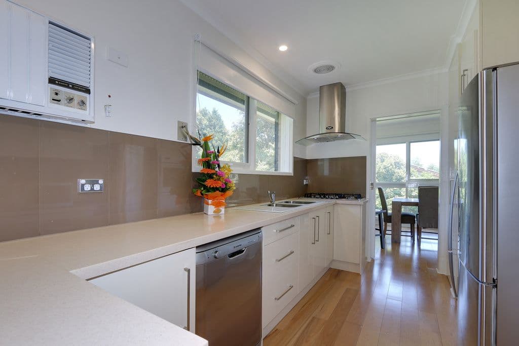 48 Huntingdale Drive, Chirnside Park VIC 3116, Chirnside Park - Thumbnail 2