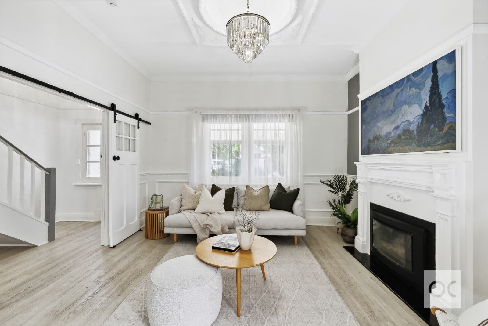 15 Elmo Avenue, Westbourne Park - Thumbnail 2