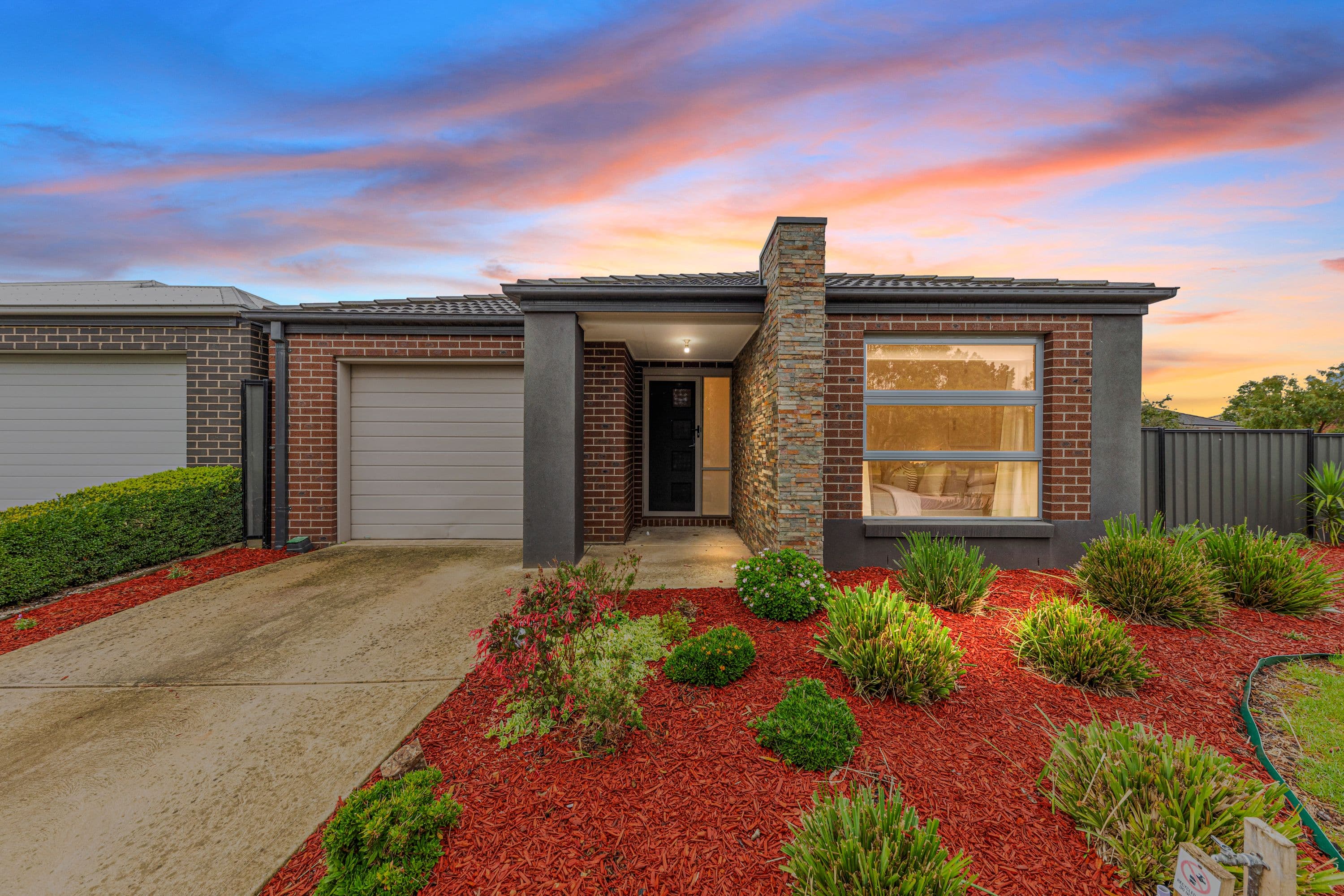 2 Watergrass Court, Pakenham VIC 3810, Pakenham - Image 1