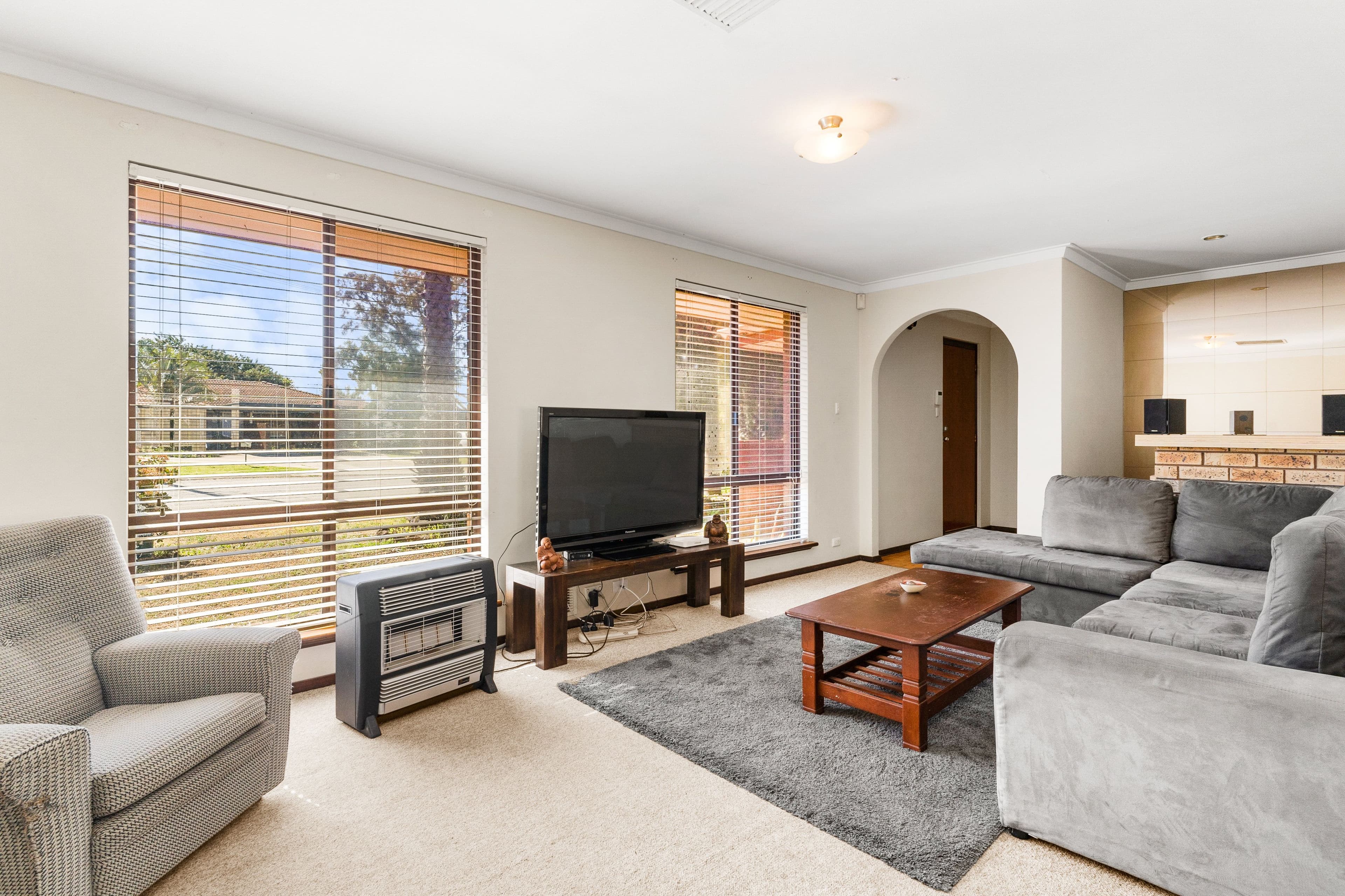 6 Killara Way, Craigie WA 6025, Craigie - Thumbnail 2