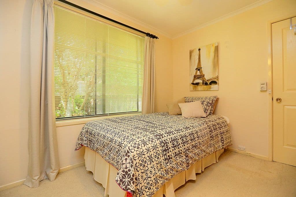 10 Orison Street, Georges Hall - Thumbnail 6