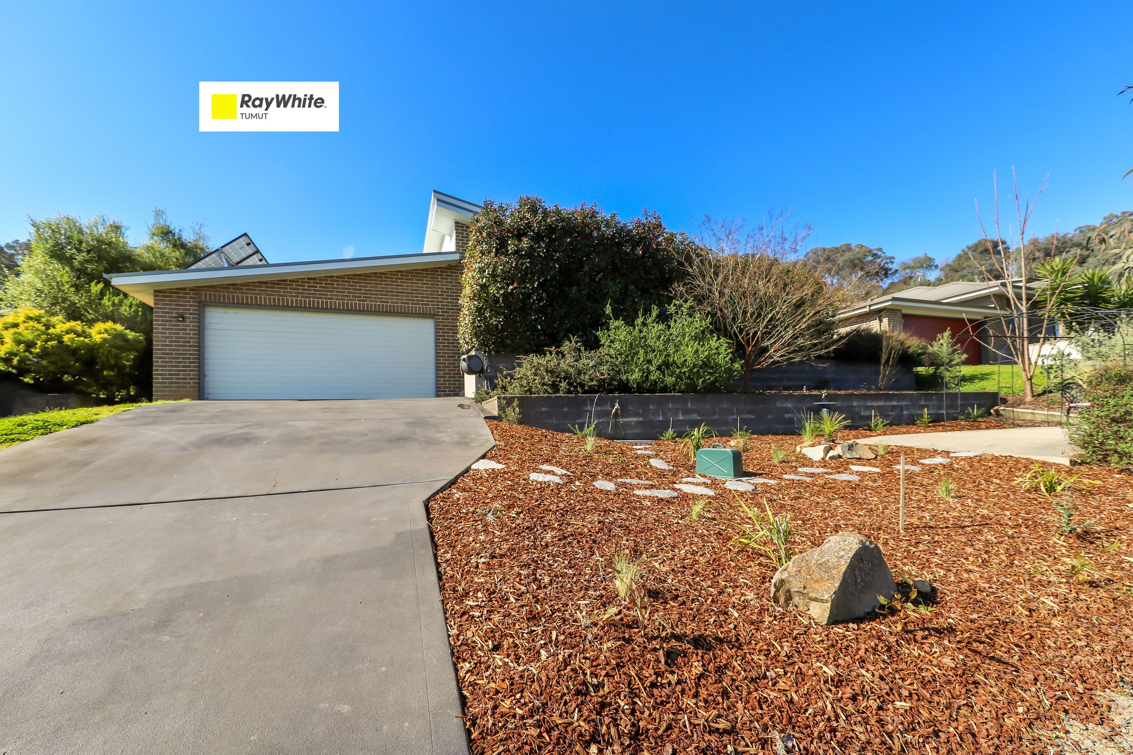 22 Booral Avenue, Tumut NSW 2720, Tumut - Image 1