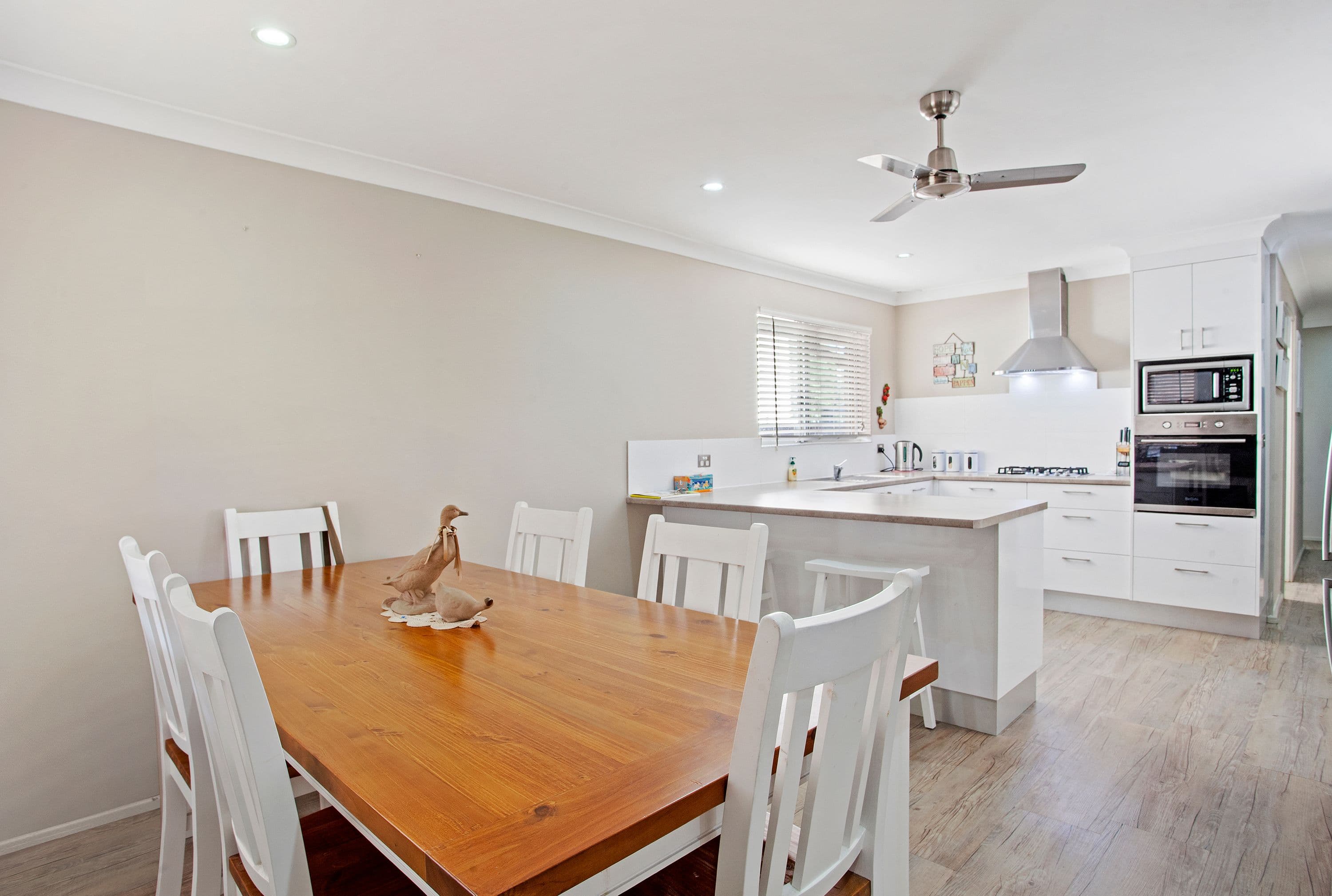 15 St James Avenue, Berkeley Vale NSW 2261, Berkeley Vale - Thumbnail 4
