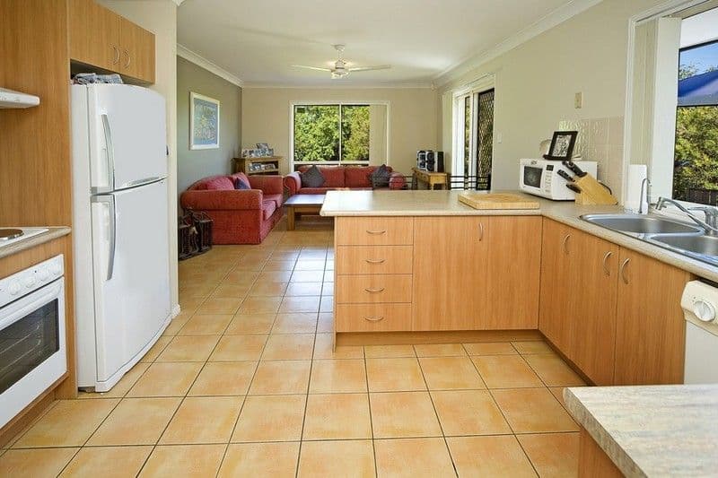 39 Maui Crescent, OXENFORD QLD 4210, Oxenford - Thumbnail 4