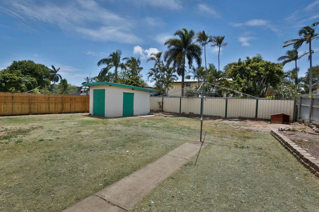25 Gerona Avenue, Kirwan QLD 4817, Kirwan - Thumbnail 2