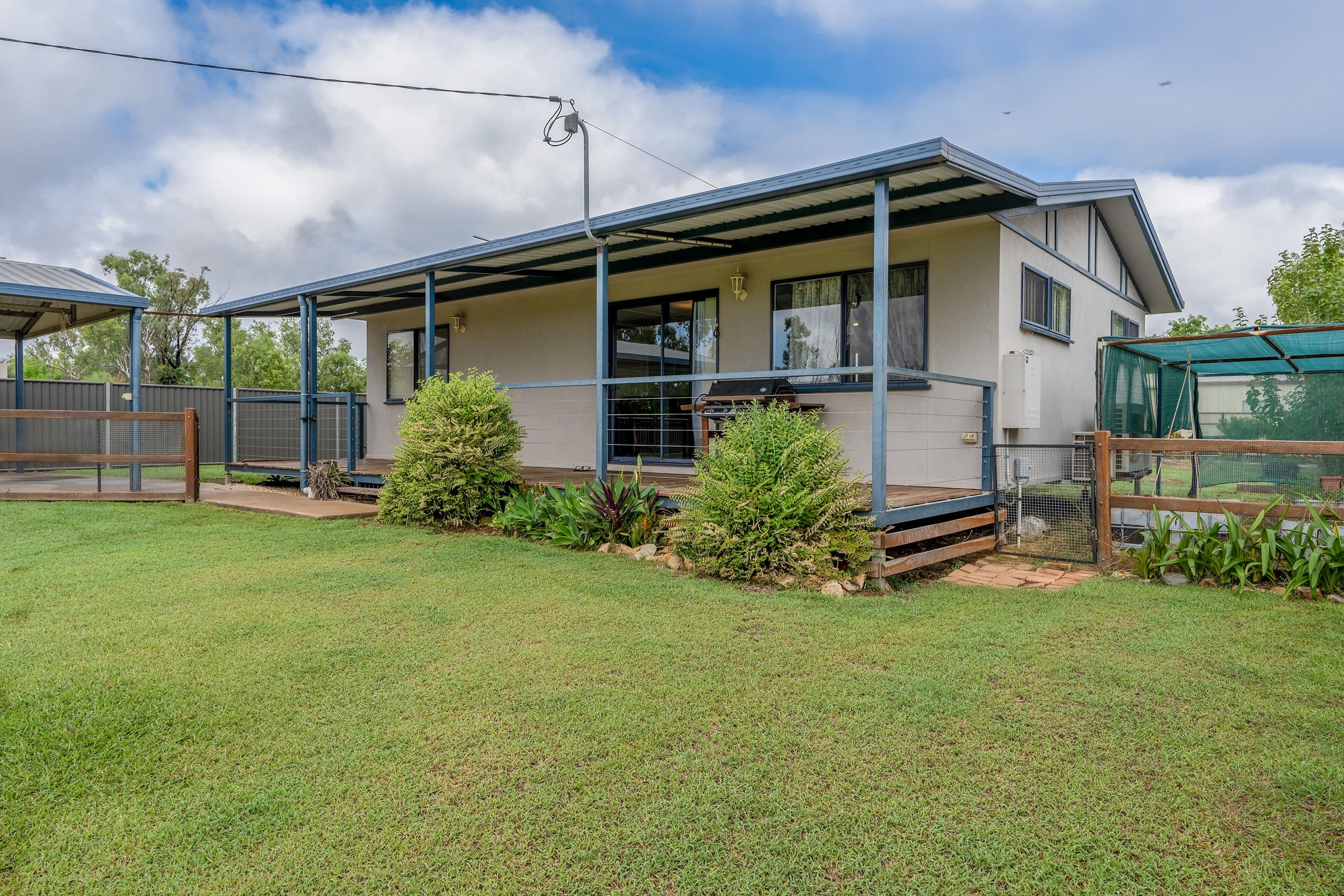 12 Burn Street, Capella QLD 4723, Capella - Thumbnail 2