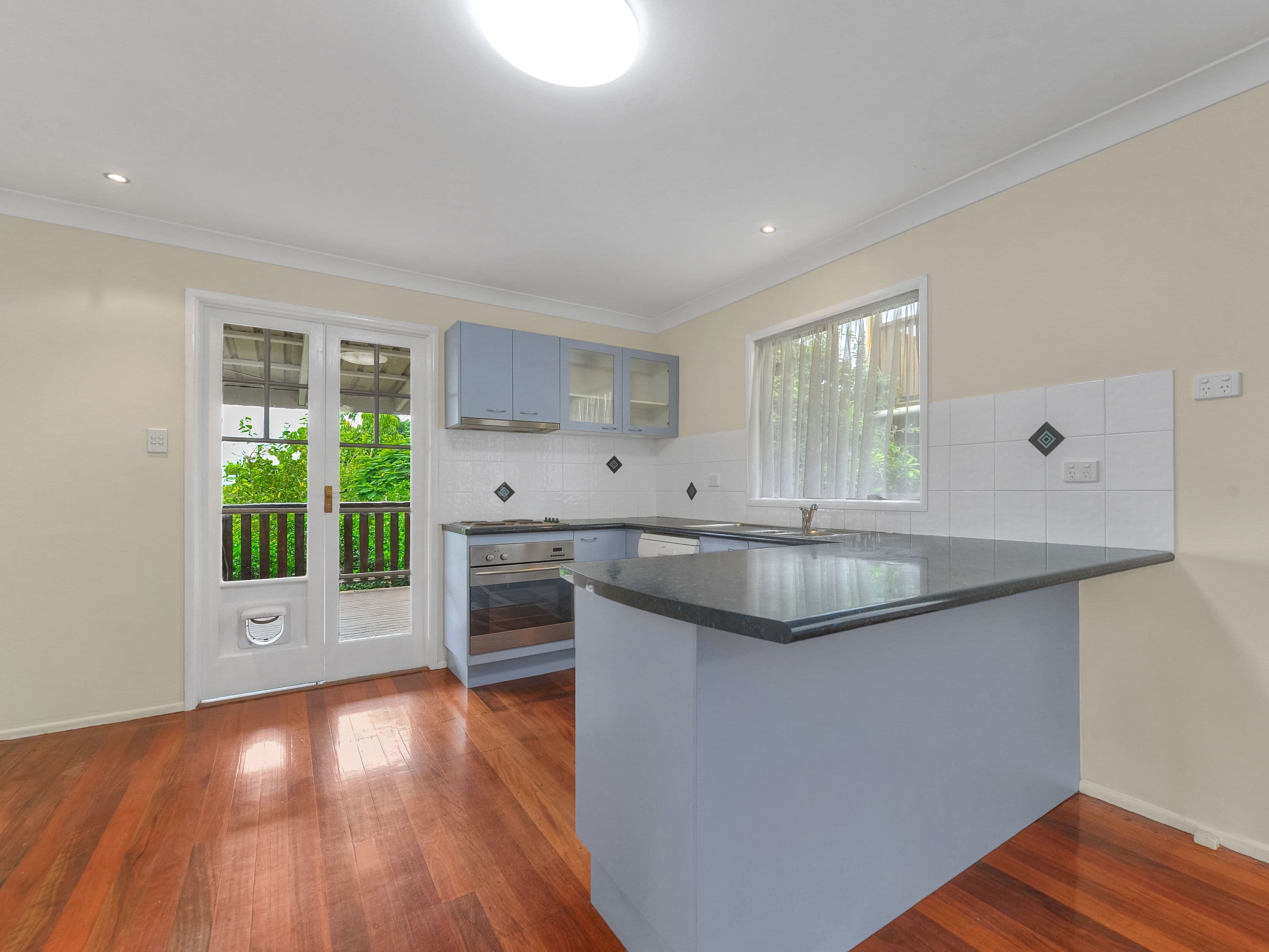 98 Fort Road, Oxley QLD 4075, Oxley - Thumbnail 5