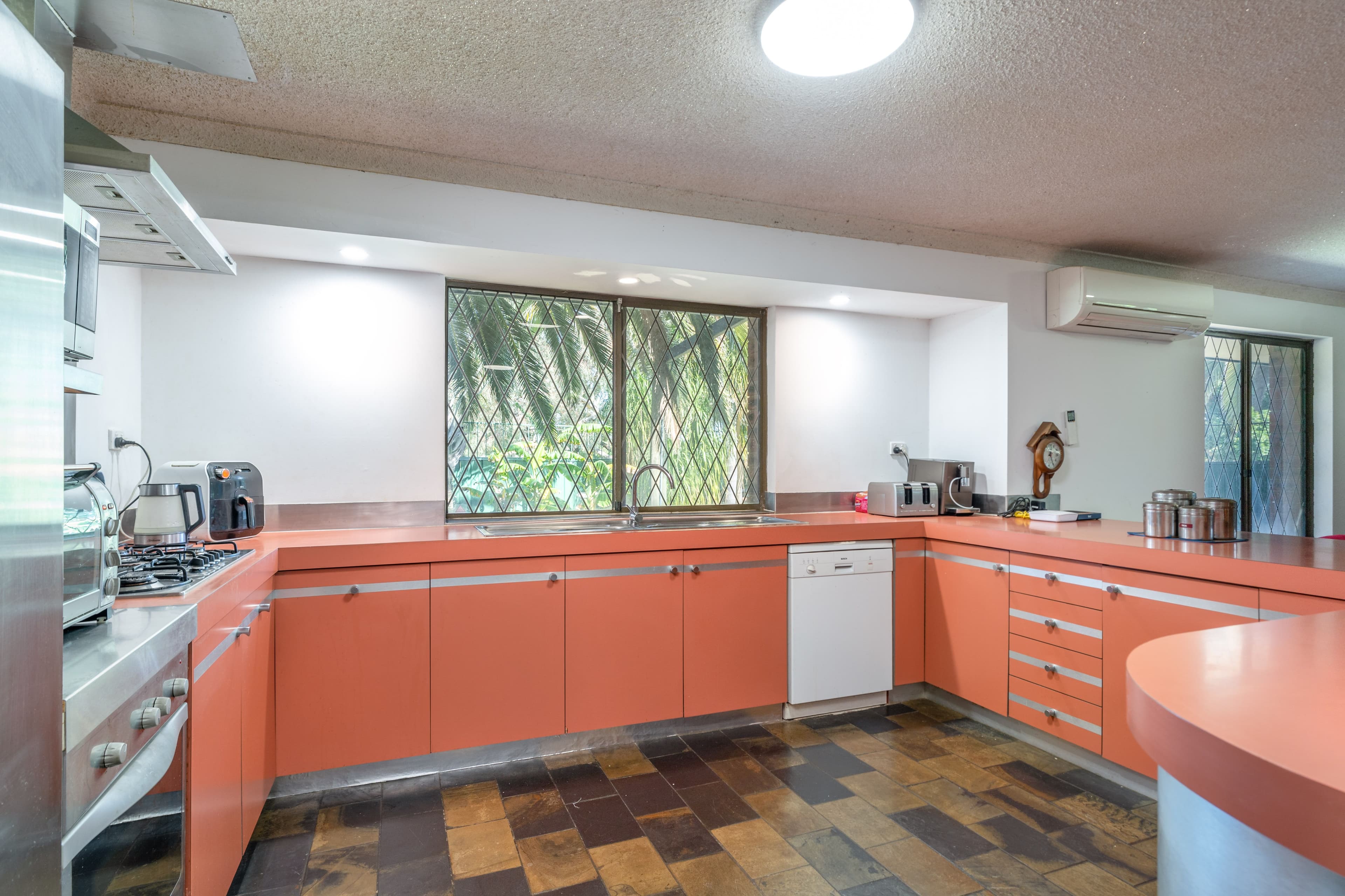 6 Clarkside Court, Wanneroo WA 6065, Wanneroo - Thumbnail 6