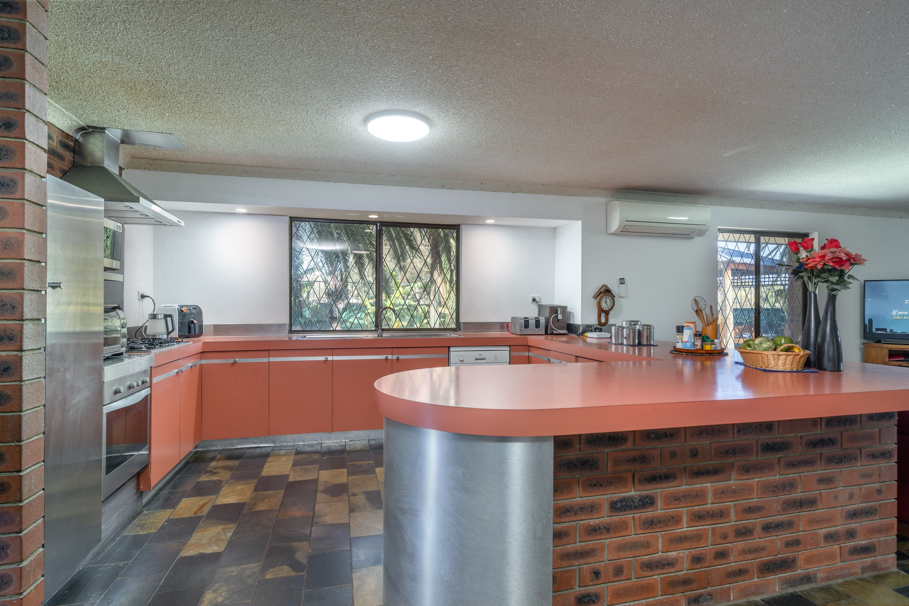 6 Clarkside Court, Wanneroo WA 6065, Wanneroo - Thumbnail 7