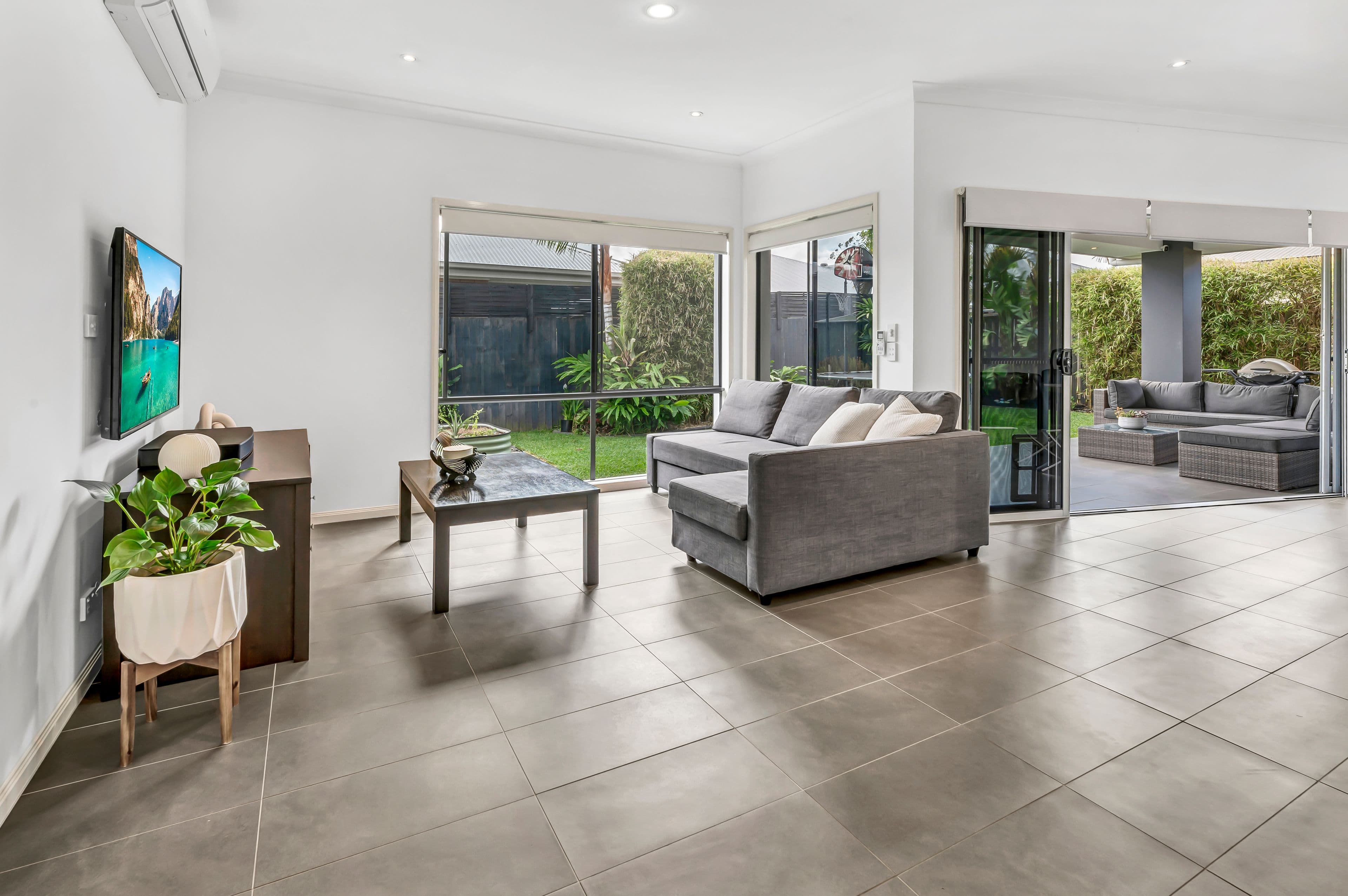 9 Mackenzie Street, Coomera QLD 4209, Coomera - Thumbnail 6