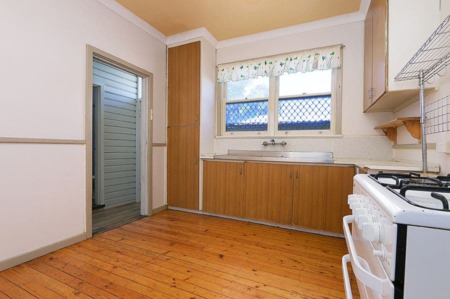 27 Bawdan Street, Willagee WA 6156, Willagee - Thumbnail 4