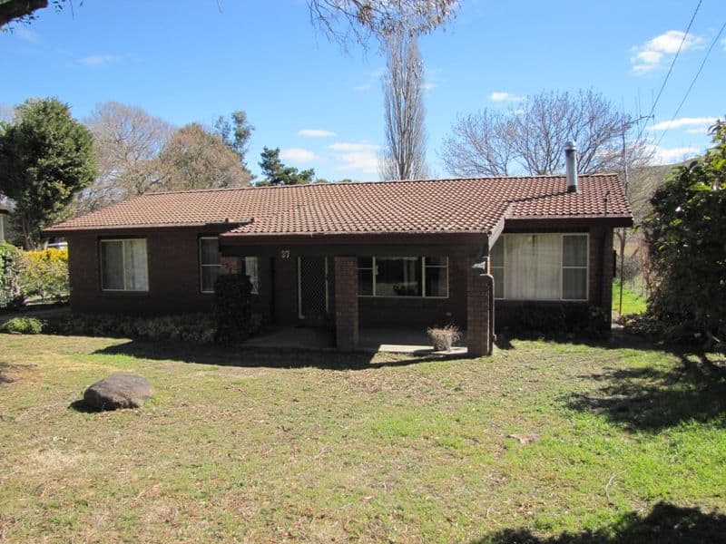 37 Bathurst Street, PERTHVILLE NSW 2795, Perthville - Thumbnail 2