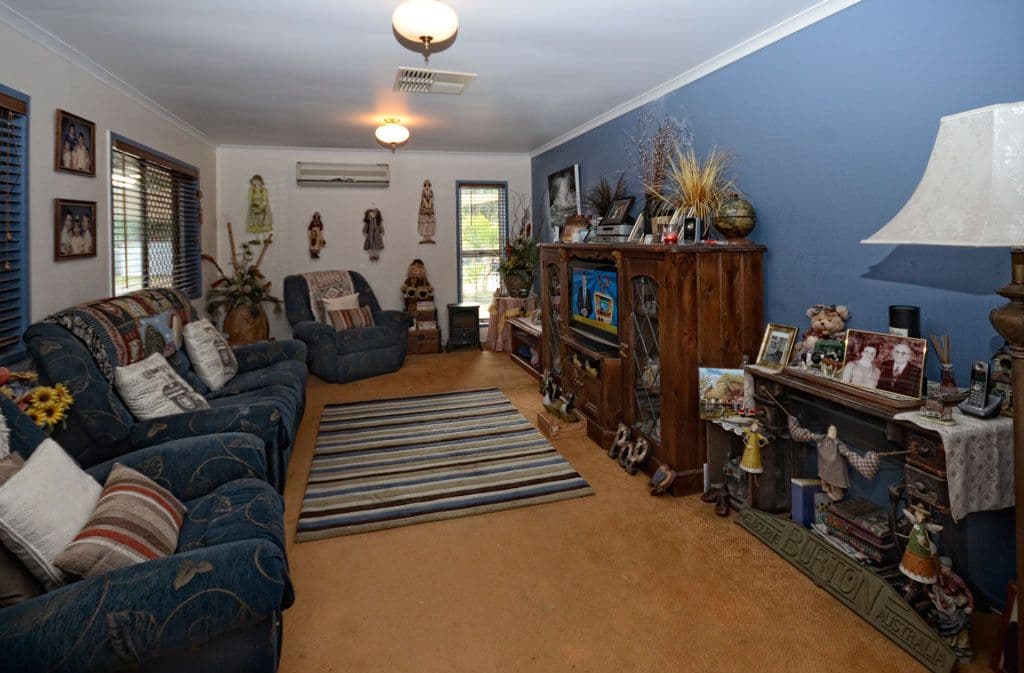 14 Lookerbie Street, BILOELA QLD 4715, Biloela - Thumbnail 4