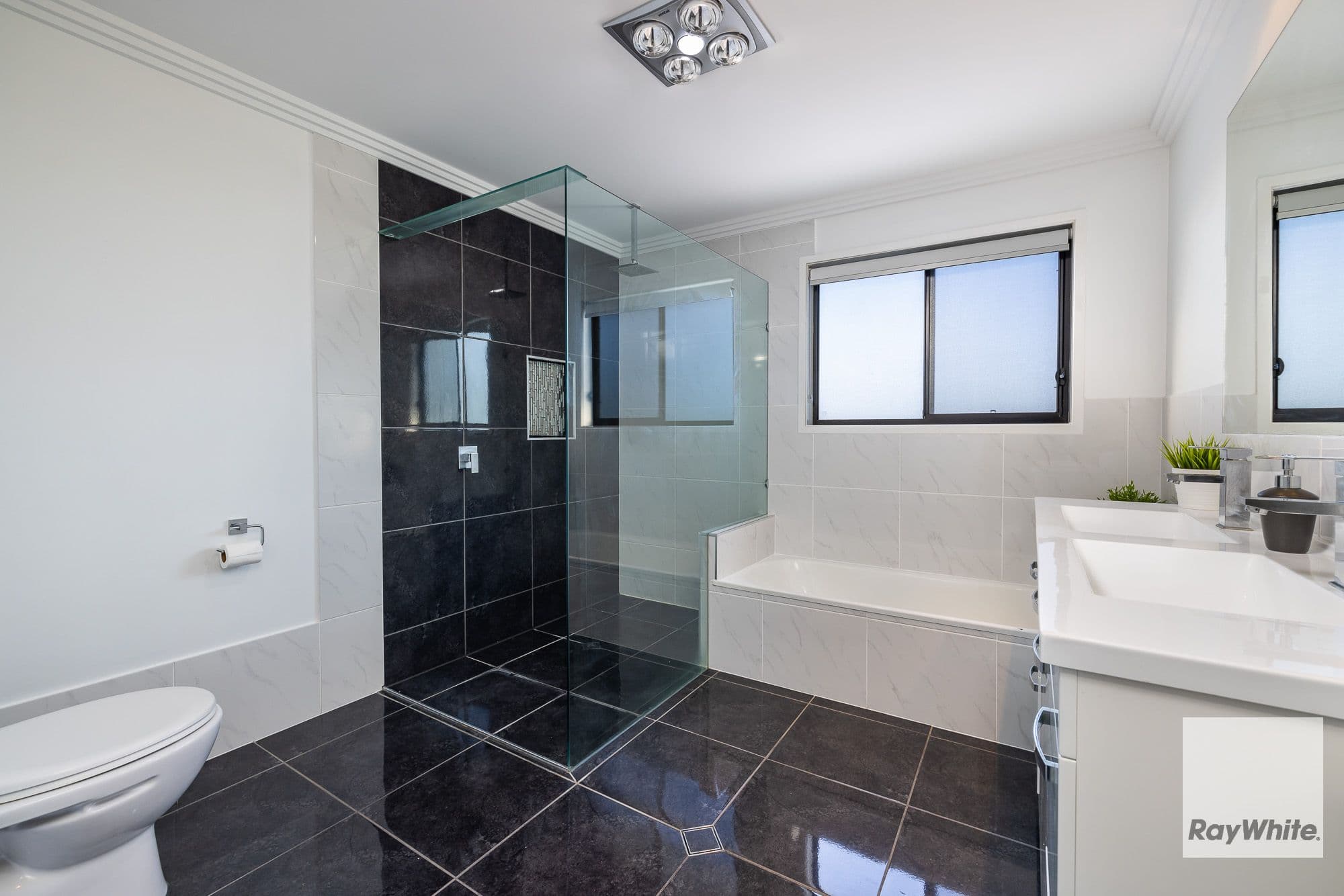 11-17 Woodlands Boulevard, Waterford QLD 4133, Waterford - Thumbnail 3