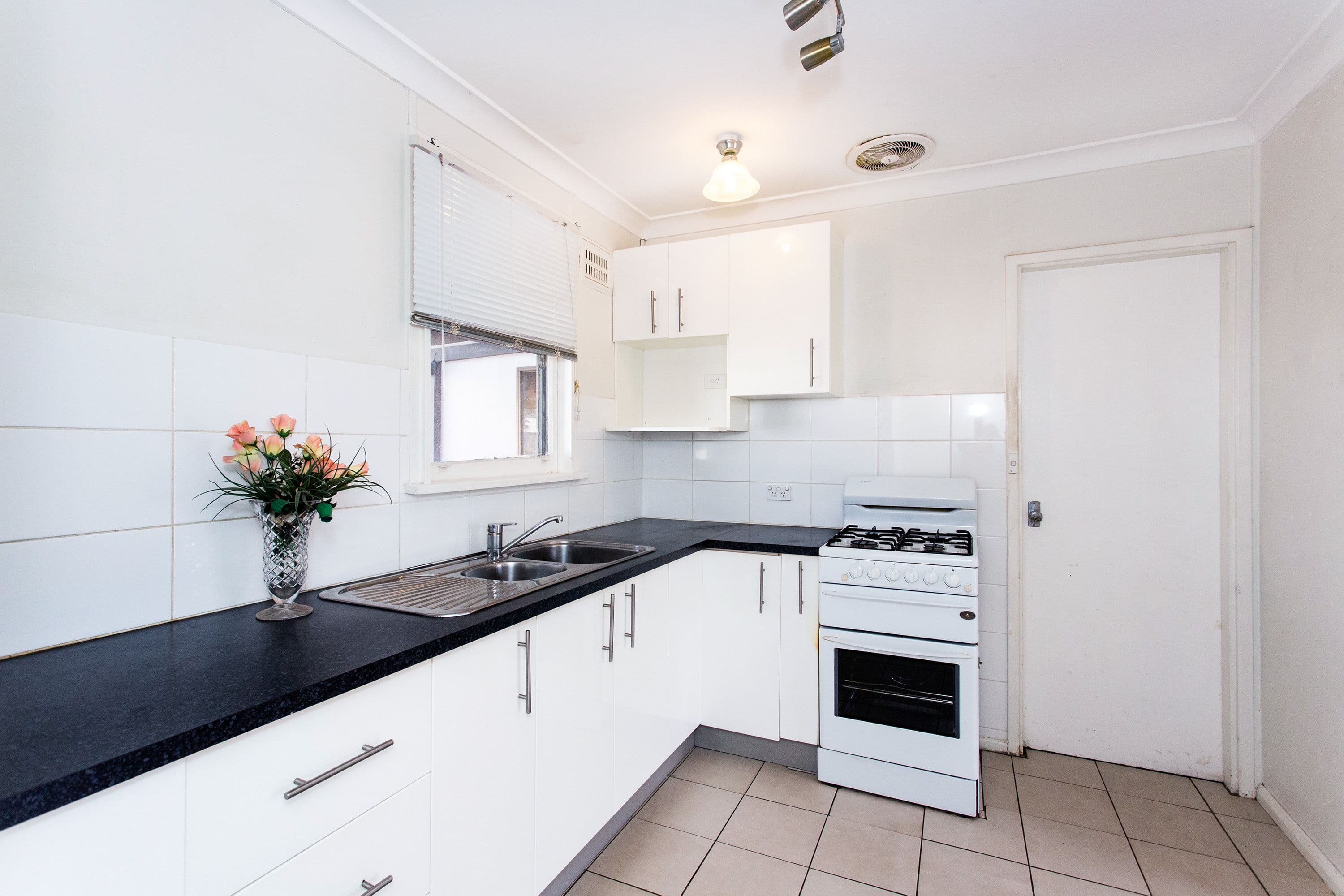 25 Eulo Street, Cowra - Thumbnail 4