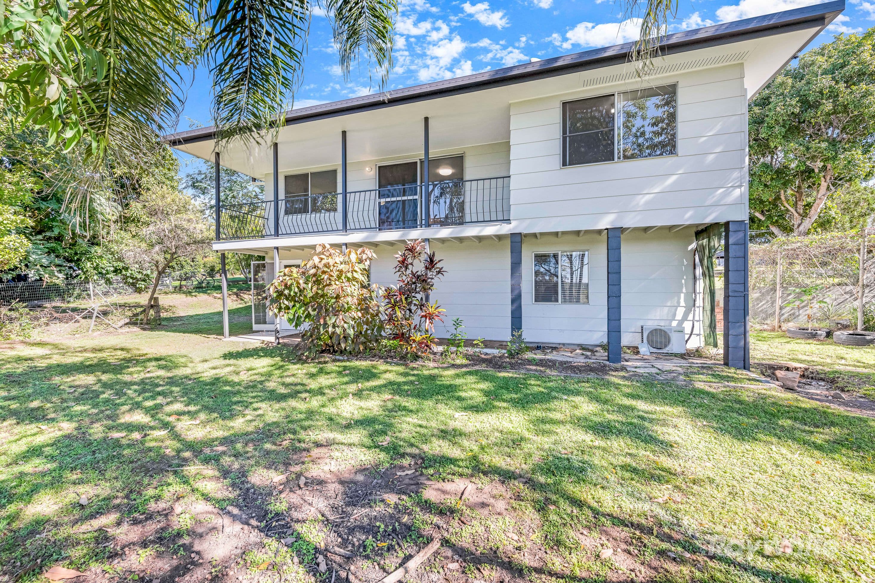8 Morris Terrace, Gin Gin QLD 4671, Gin Gin - Thumbnail 2