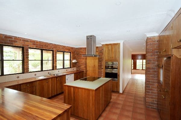 8 Michele Avenue, HIGHFIELDS QLD 4352, Highfields - Thumbnail 6