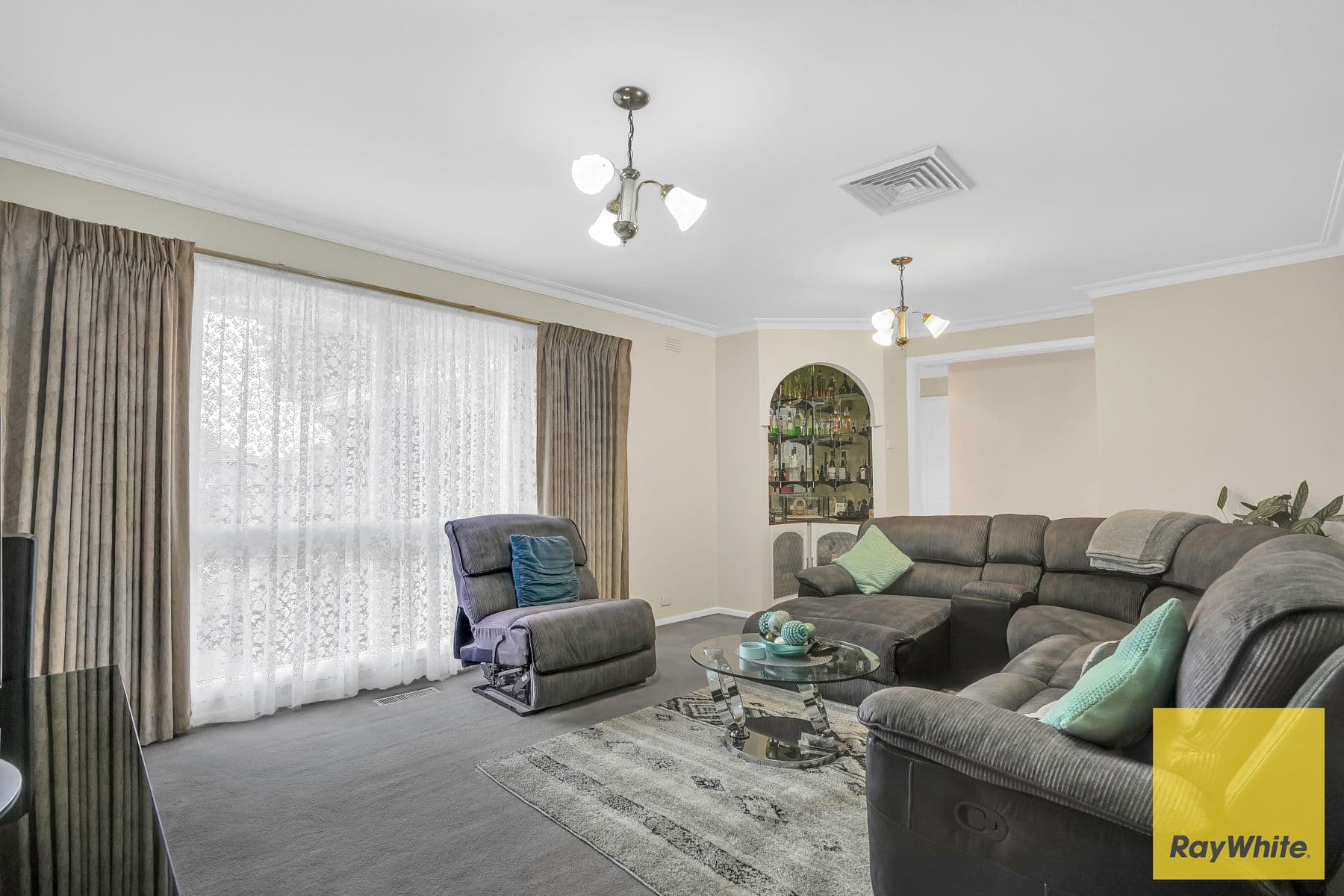 43 Dover Street, Albanvale VIC 3021, Albanvale - Thumbnail 3