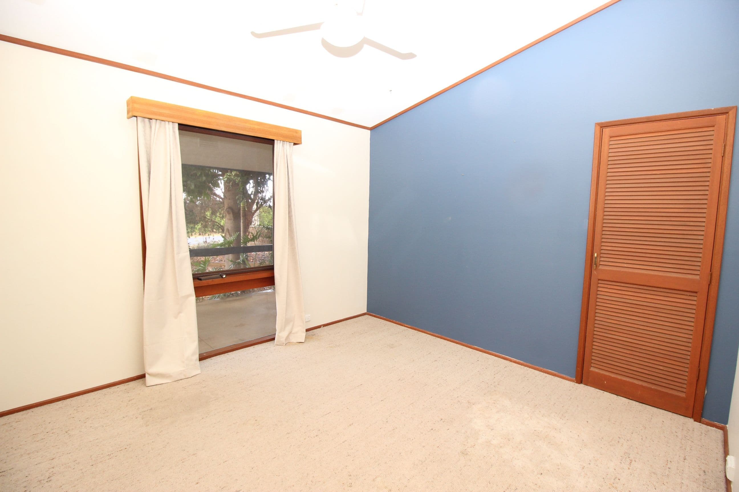 16 Isaacson Street, Waikerie SA 5330, Waikerie - Thumbnail 6