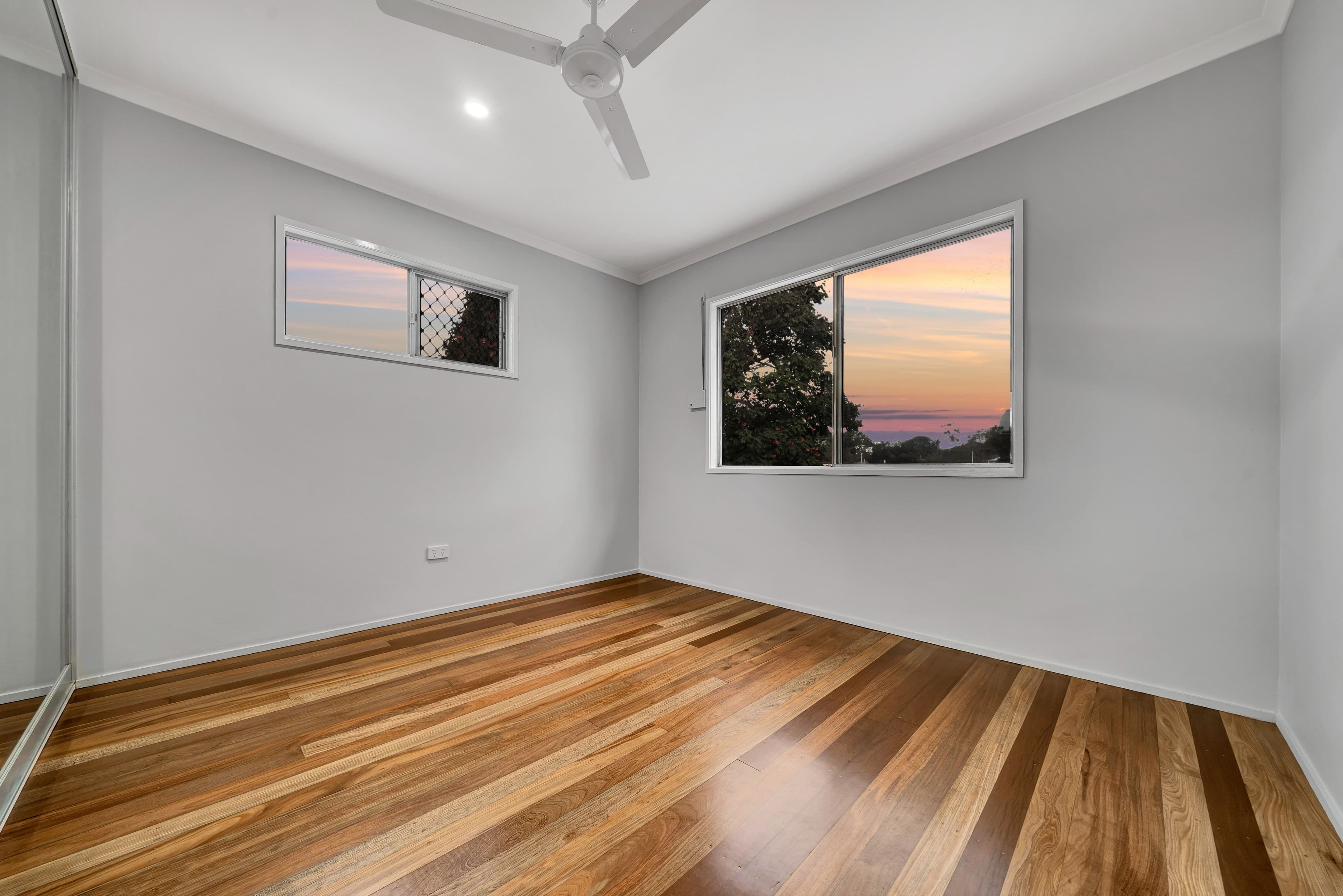 12 Spruce Street, Kingston QLD 4114, Kingston - Thumbnail 7