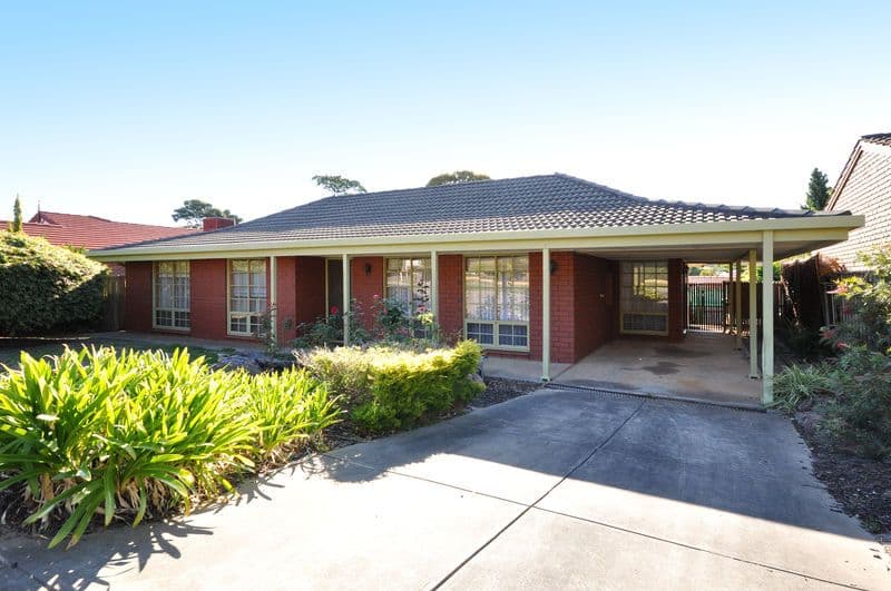 6 Garnet Crescent, FLAGSTAFF HILL SA 5159, Flagstaff Hill - Image 1