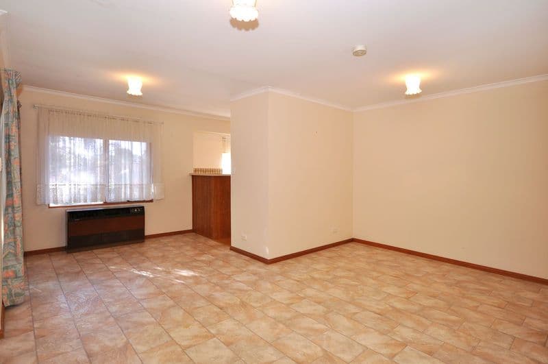 6 Garnet Crescent, FLAGSTAFF HILL SA 5159, Flagstaff Hill - Thumbnail 5
