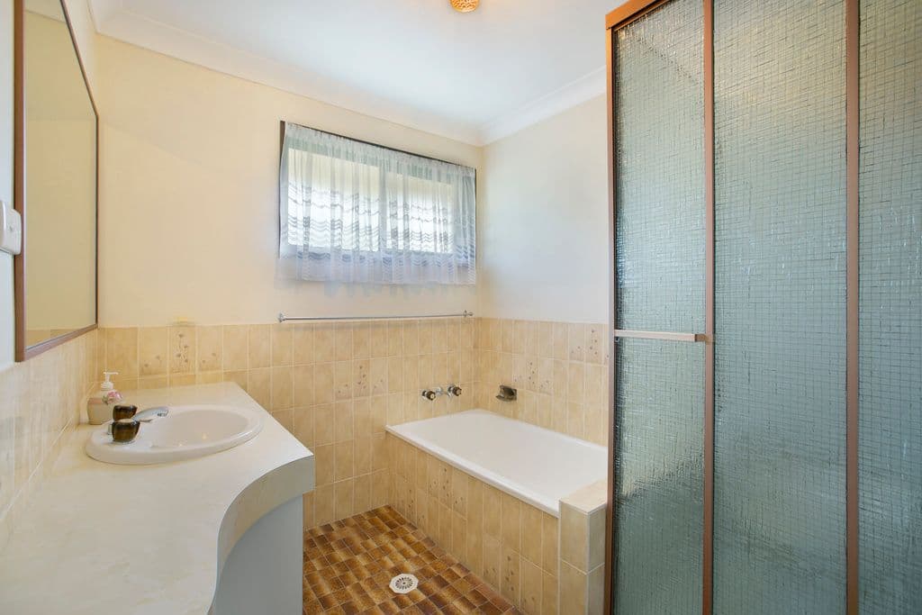 11 Mackay Court, ALEXANDRA HILLS QLD 4161, Alexandra Hills - Thumbnail 8