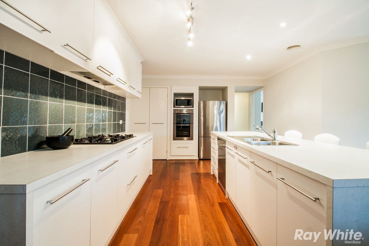 52 Cuthbert Avenue, TRUGANINA VIC 3029, Truganina - Thumbnail 3