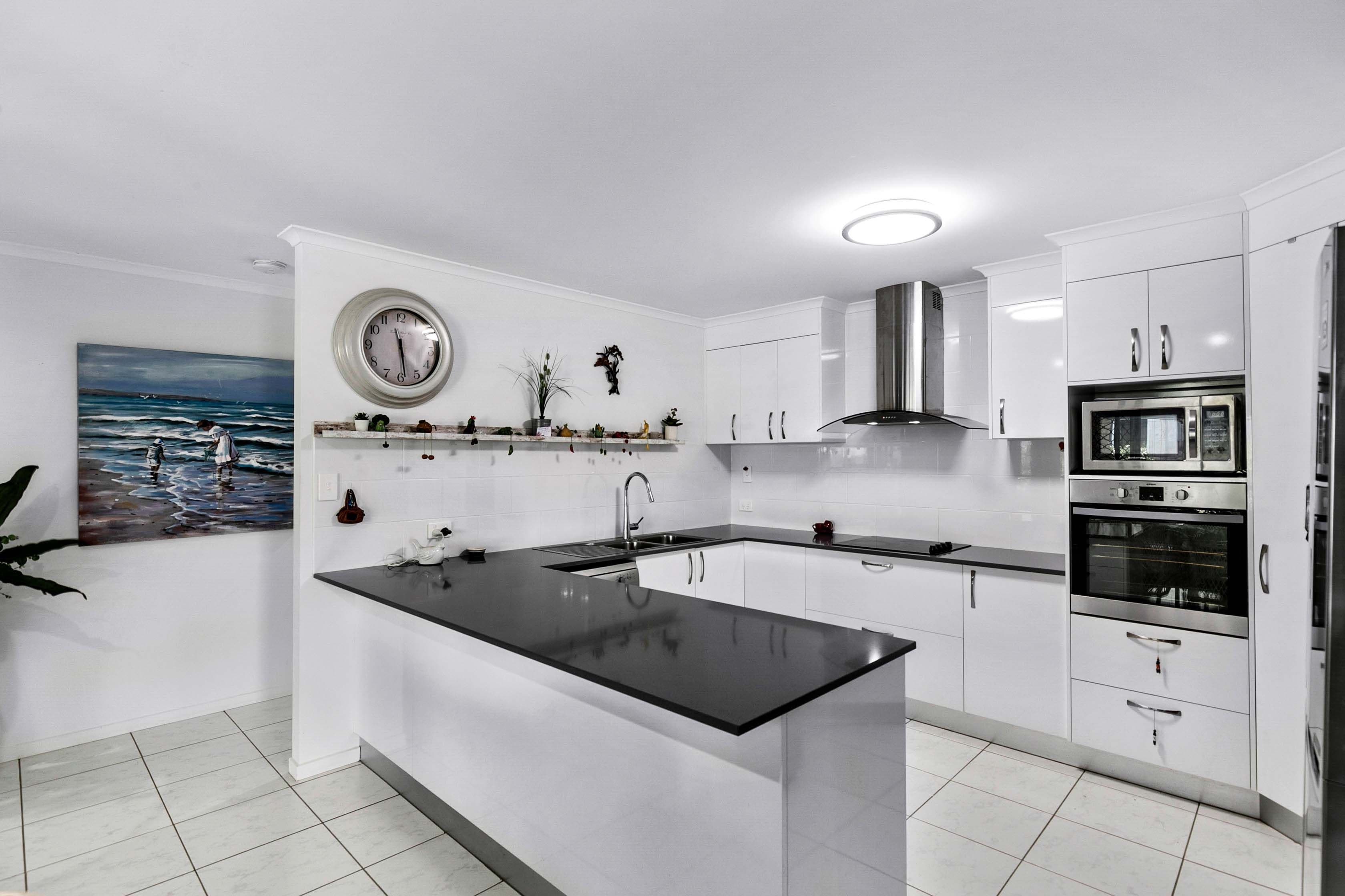 2 Robin Road, Kawungan QLD 4655, Kawungan - Thumbnail 3