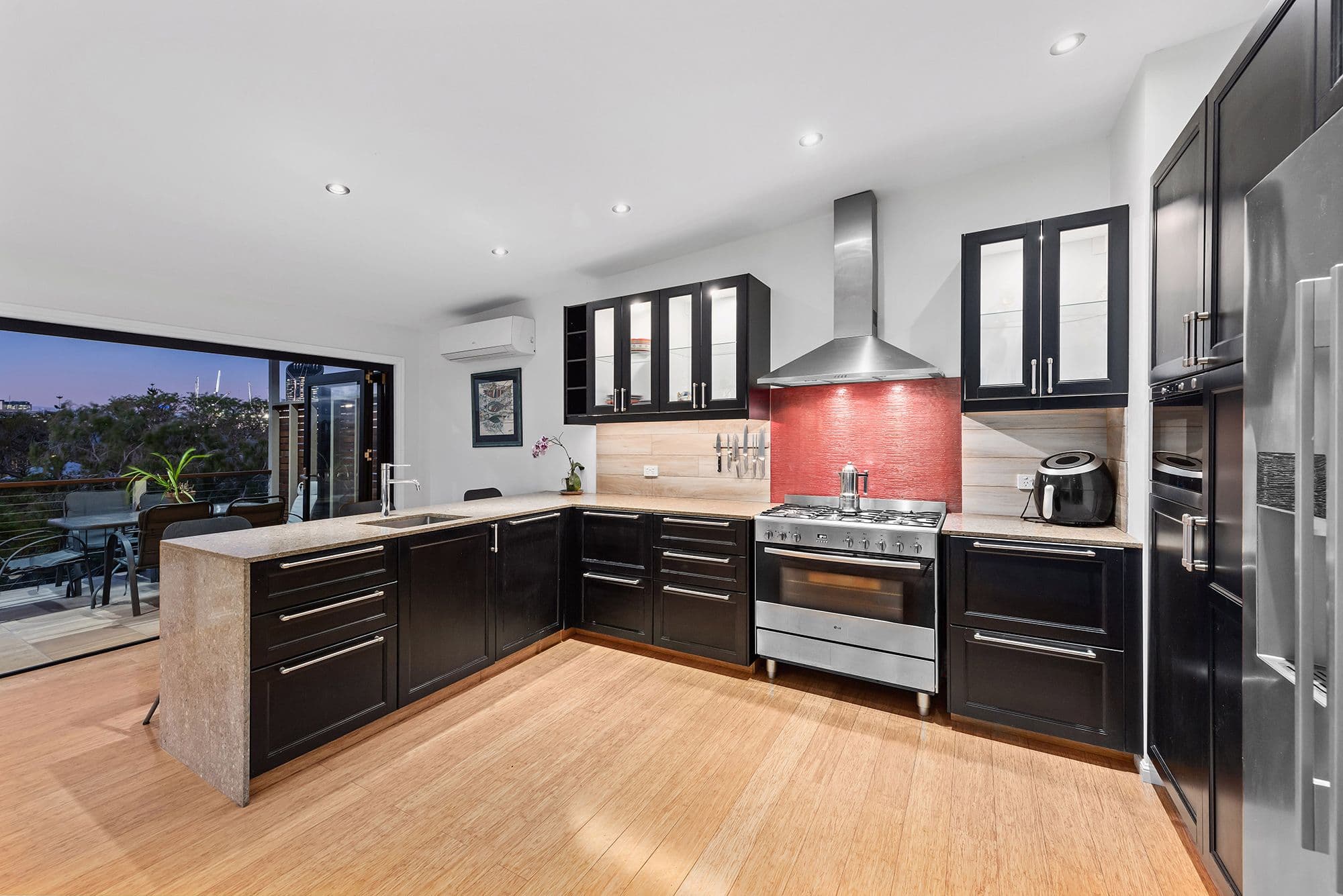 26 Chermside Street, Highgate Hill QLD 4101, Highgate Hill - Thumbnail 6