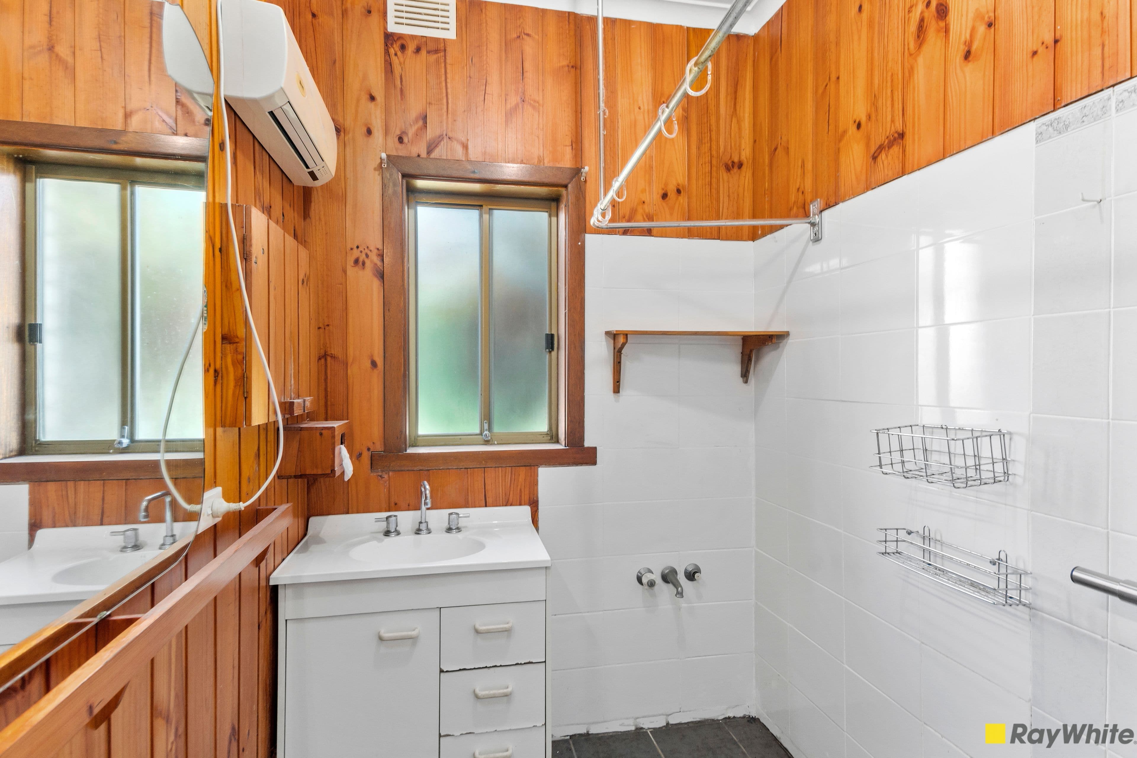 16 Royal Crescent, Woonona NSW 2517, Woonona - Thumbnail 5