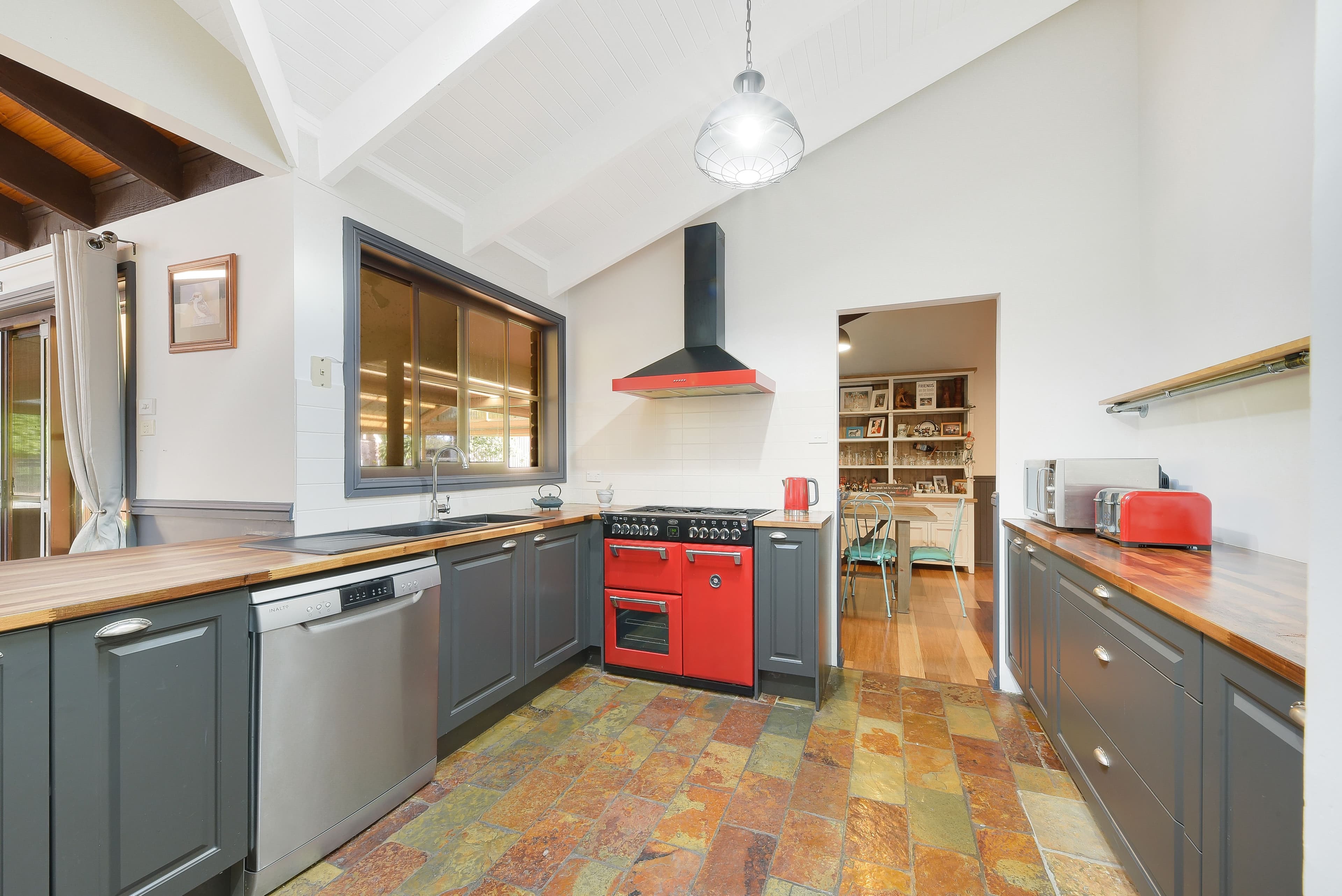 111 Braddocks Road, Werombi - Thumbnail 5