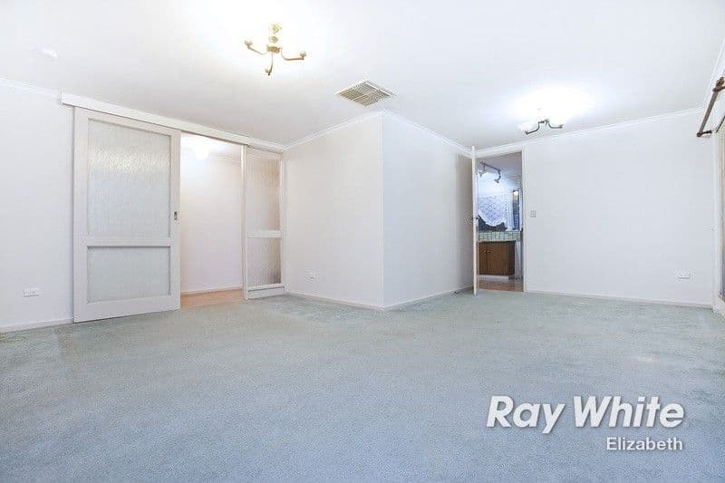 12 Roycroft Avenue, GULFVIEW HEIGHTS SA 5096, Gulfview Heights - Thumbnail 4