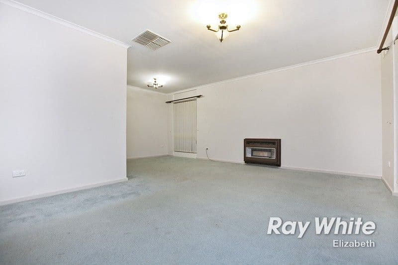 12 Roycroft Avenue, GULFVIEW HEIGHTS SA 5096, Gulfview Heights - Thumbnail 5