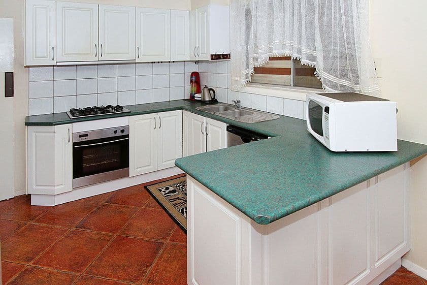 108 Spring Street, THOMASTOWN VIC 3074, Thomastown - Thumbnail 2