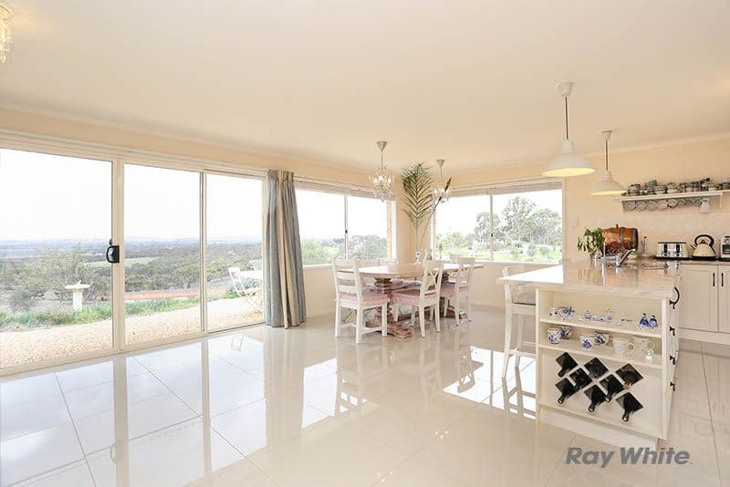 220 Spring Gully Road, Clare SA 5453, Clare - Thumbnail 4